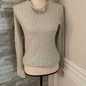 Banana Republic gray sweater size s
